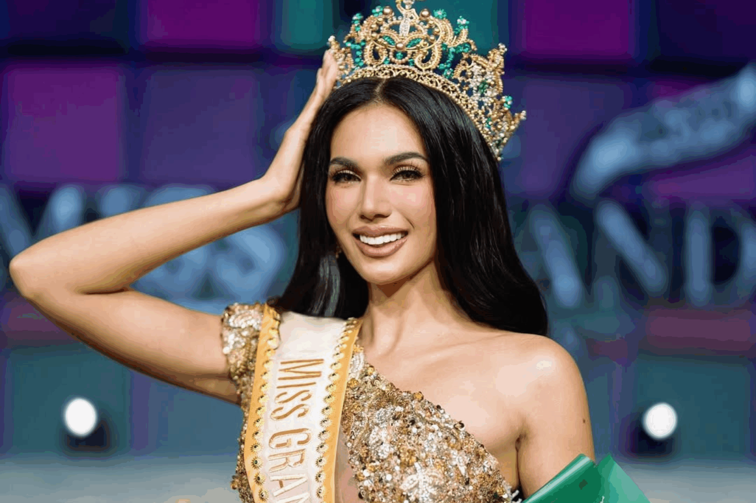 CJ Opiaza congratulated by Myanmar’s Thae Su Nyein, Miss Grand Int’l runners-up. Image: Meo Fernando via Instagram/@cjopiaza